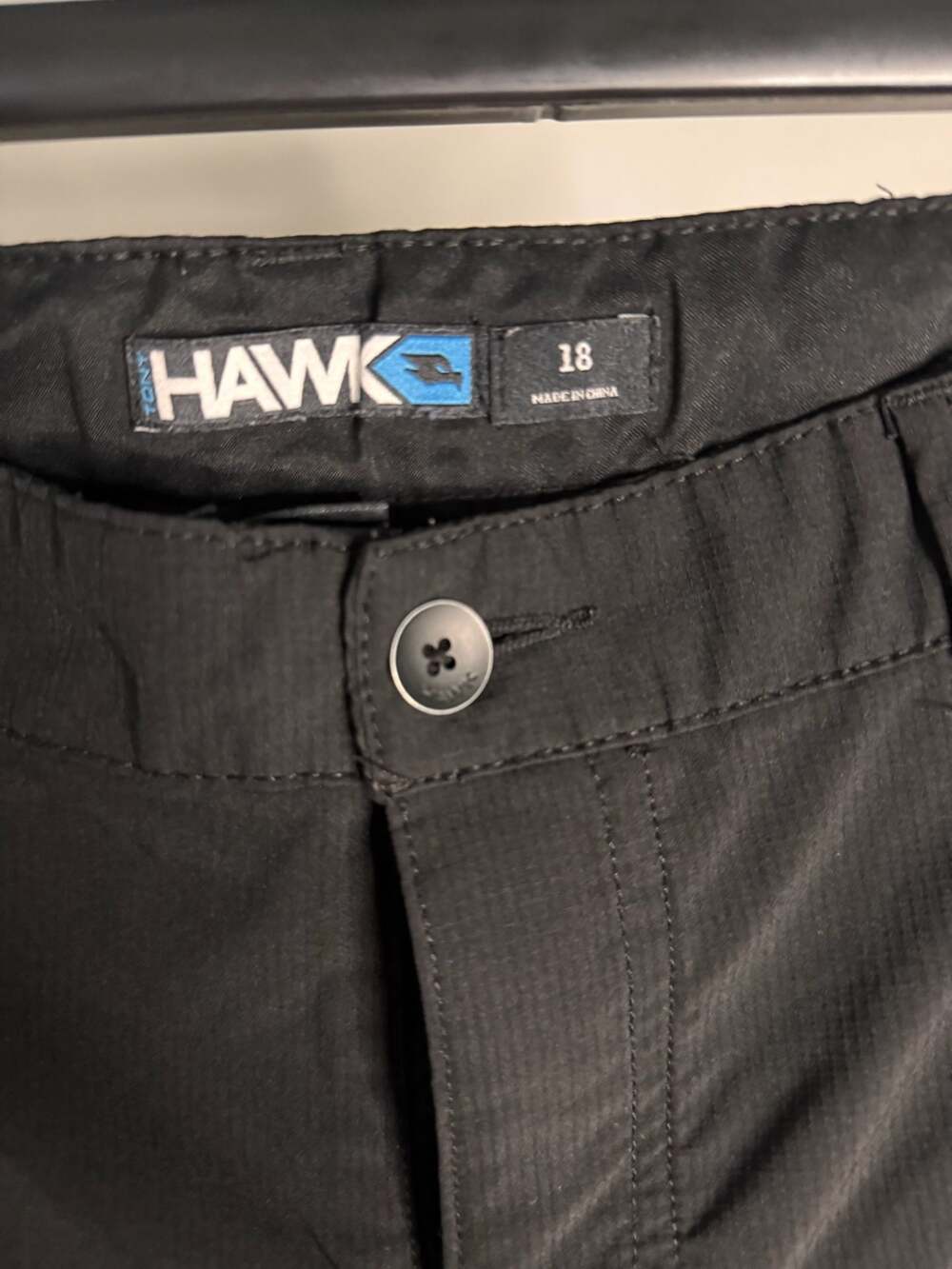 Tony Hawk Boys Black Ripstop Performance Shorts Size 18 - Picture 2 of 3